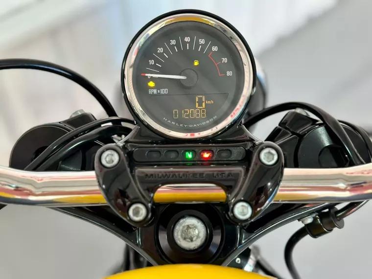 Harley-Davidson Sportster 1200 Amarelo 3