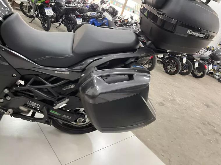 Kawasaki Versys Preto 10