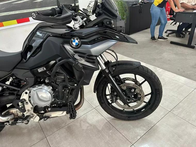 BMW F 750 Preto 28