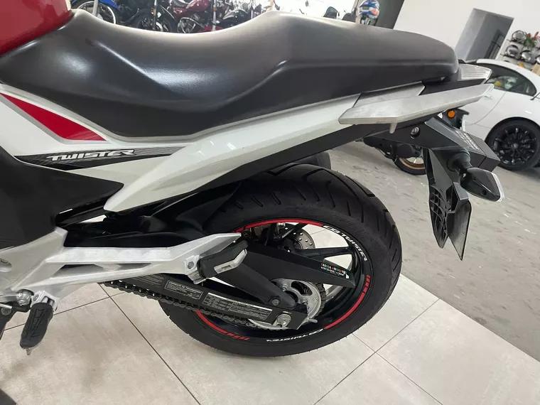 Honda CB Twister Vermelho 3