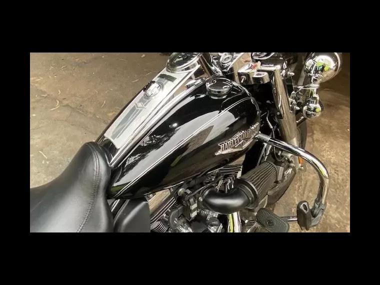 Harley-Davidson Road King Preto 11