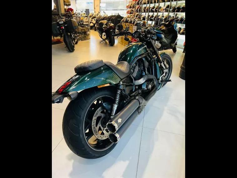 Harley-Davidson V-Rod Verde 11