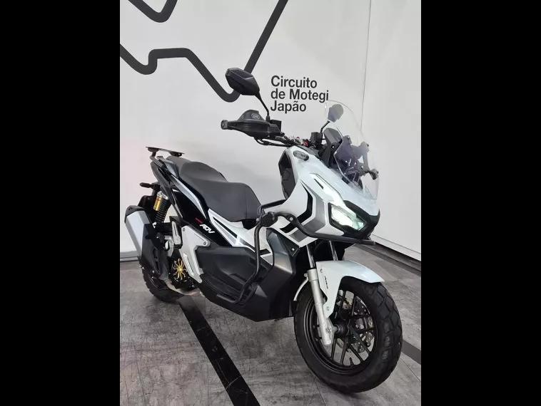 Honda Honda ADV Branco 1