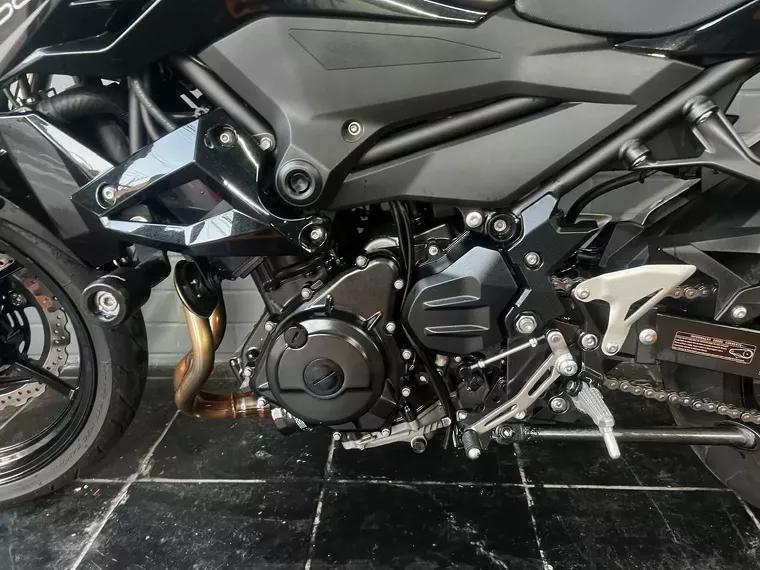 Kawasaki Z Preto 14