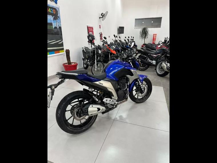 Yamaha Fazer 250 Azul 13