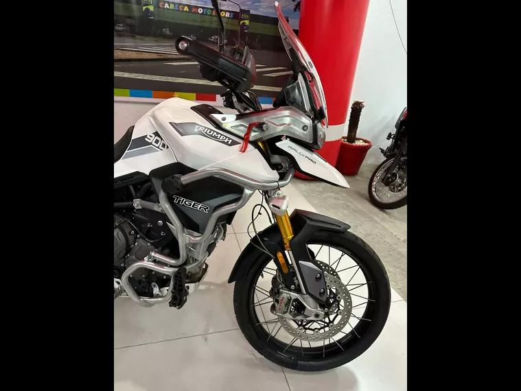 Triumph Tiger 900 Branco 11