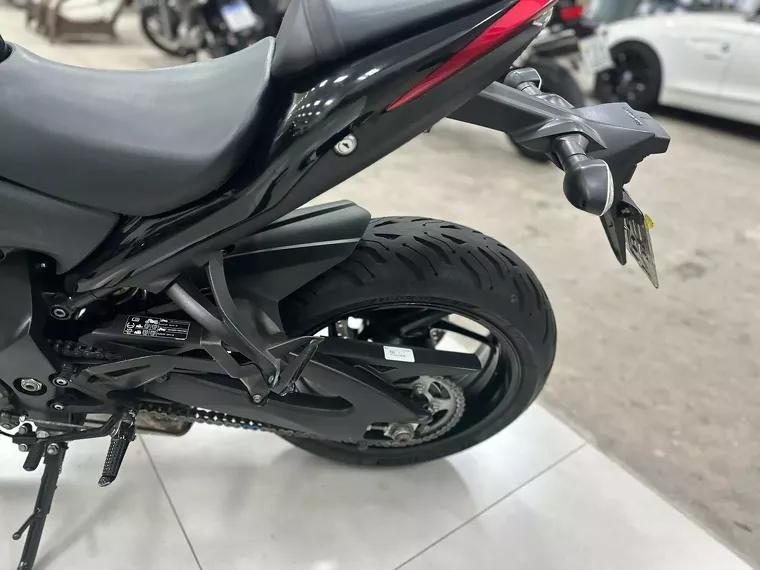 Suzuki GSX-S Preto 27