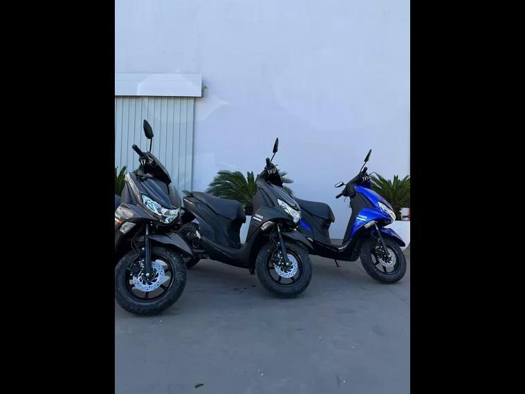 Yamaha Fluo Preto 20