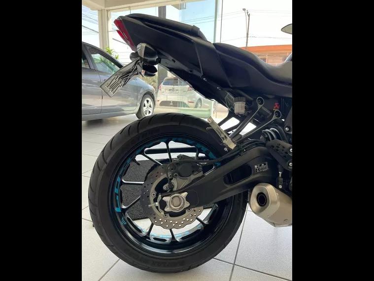 Yamaha MT-07 Preto 4