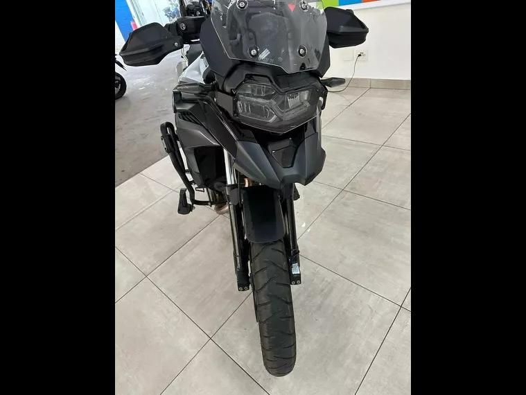 BMW F 750 Preto 18