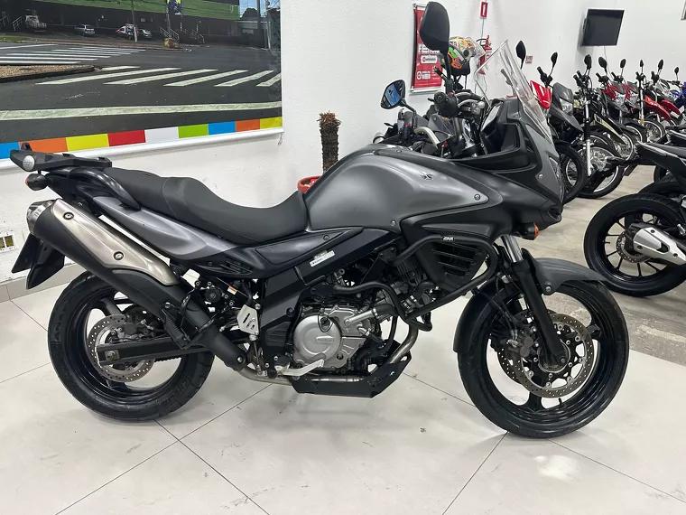 Suzuki V-Strom Cinza 1