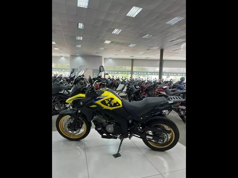 Suzuki V-Strom Amarelo 5