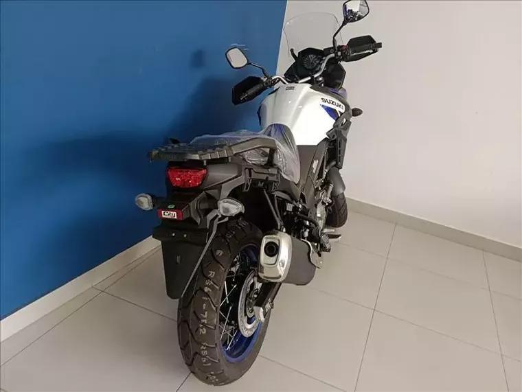 Suzuki V-Strom Branco 4