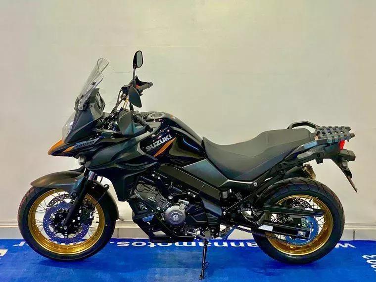 Suzuki V-Strom Preto 5