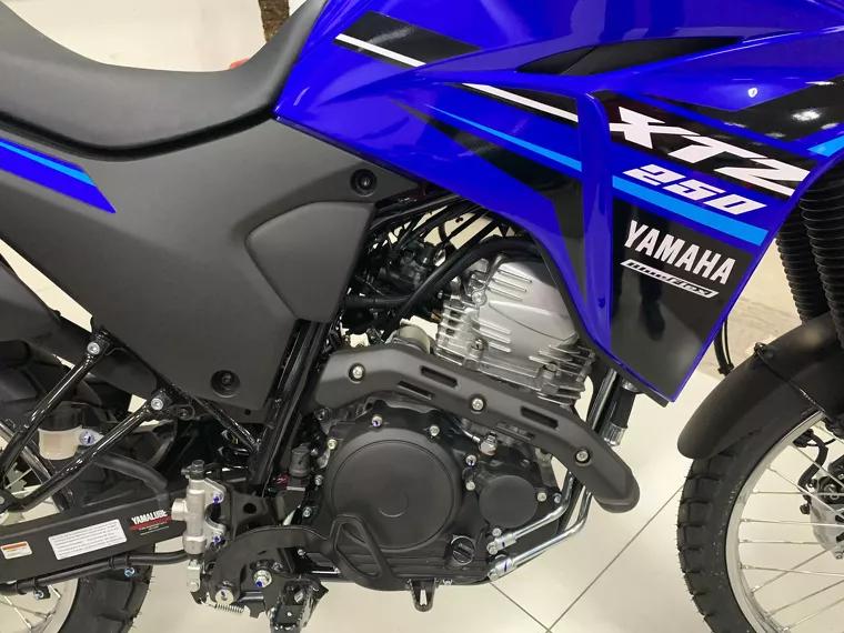 Yamaha XTZ 250 Azul 8