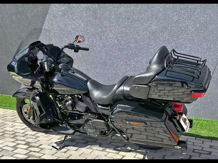 Harley-Davidson Road Glide Preto 7