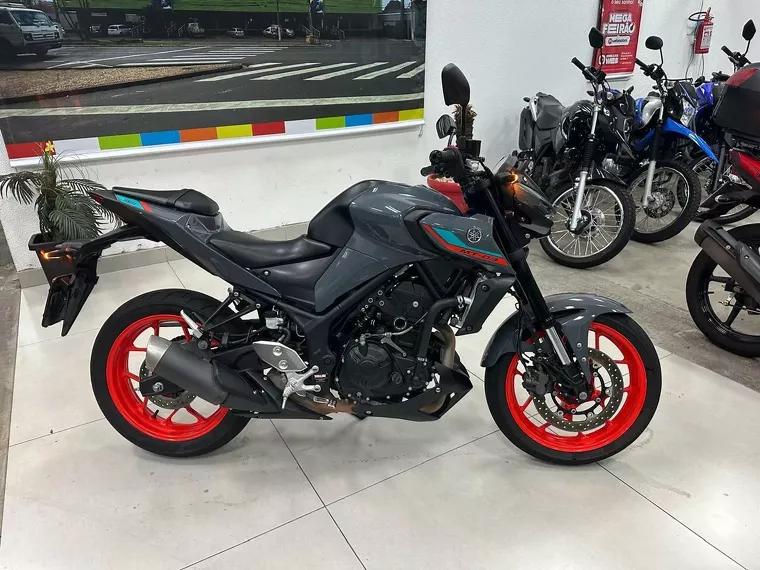 Yamaha MT-03 Cinza 2