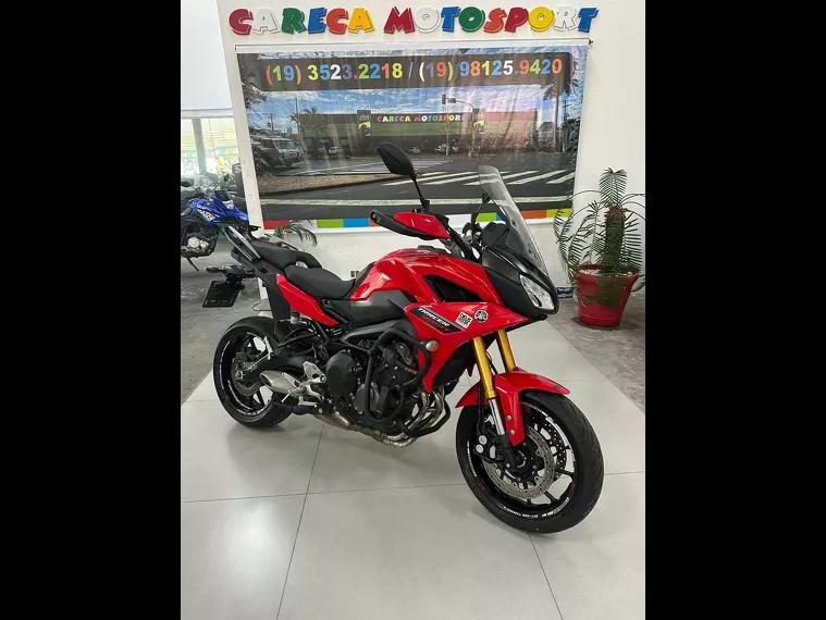 Yamaha MT-09 Vermelho 12