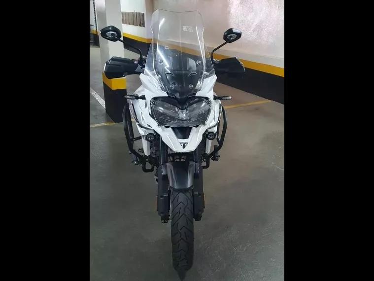 Triumph Tiger 1200 Branco 11