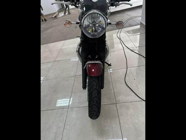 Triumph Bonneville Vinho 5