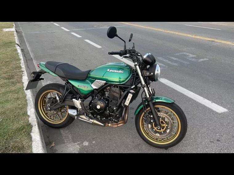 Kawasaki Z 650 Verde 3