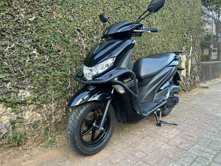 Yamaha Fluo Preto 7