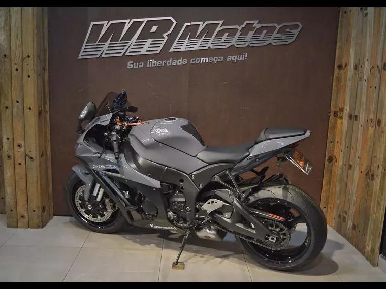 Kawasaki Ninja Cinza 4