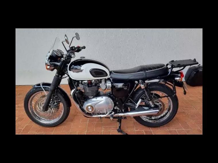 Triumph Bonneville Branco 1