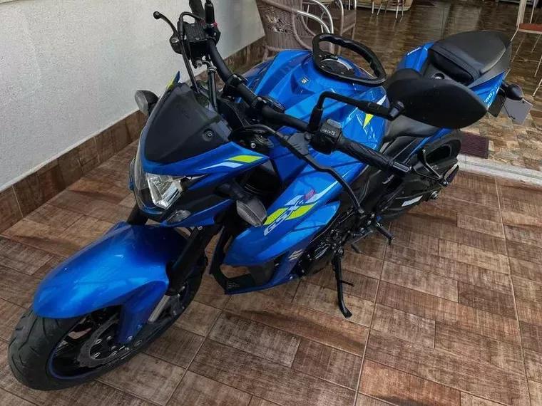 Suzuki GSX-S Azul 4