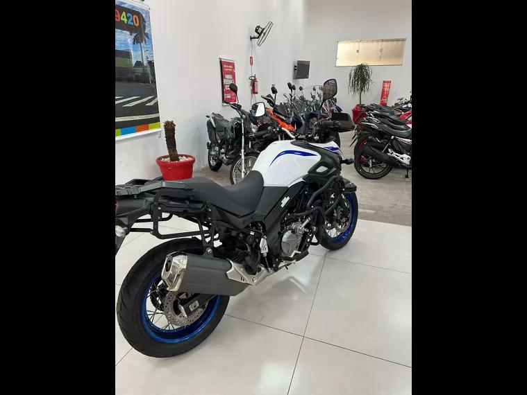 Suzuki V-Strom Branco 22