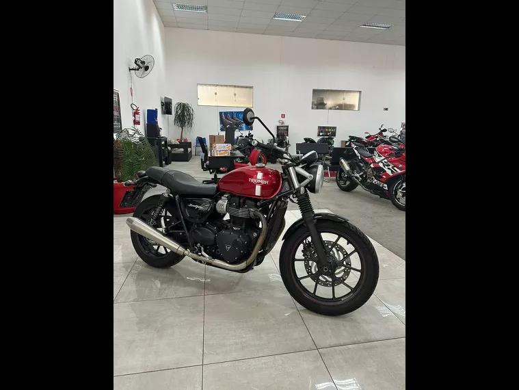 Triumph Street Twin Vermelho 2