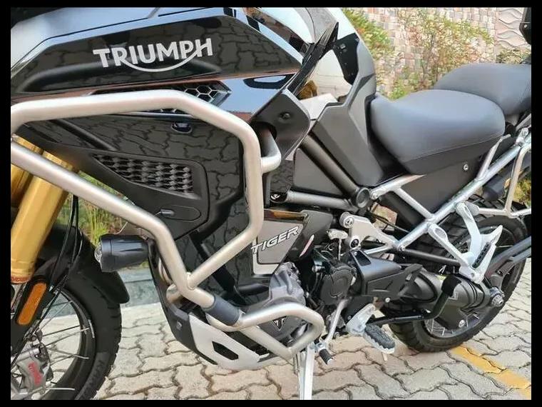 Triumph Tiger 1200 Preto 13