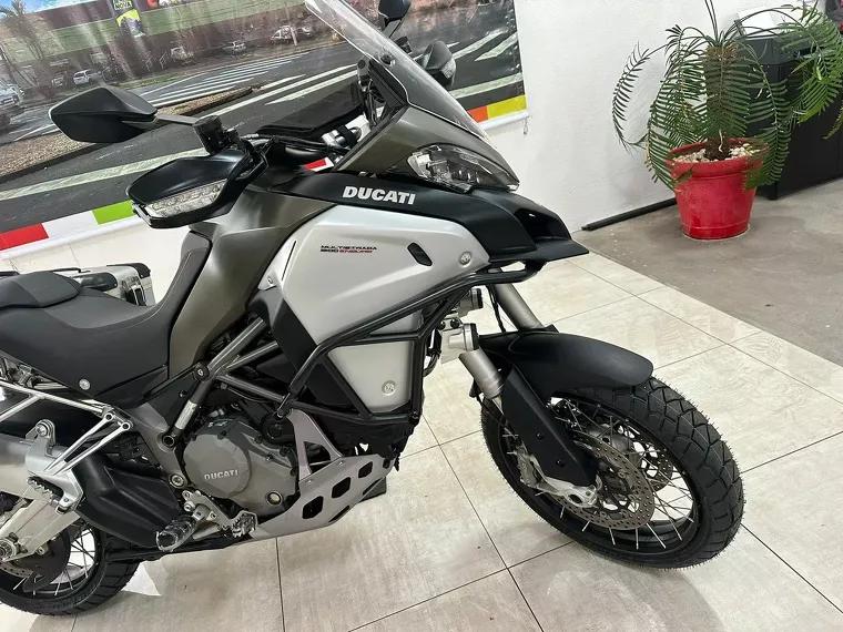 Ducati Multistrada Preto 21