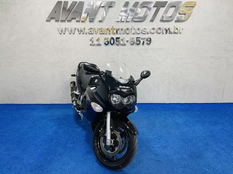 Suzuki GSX Preto 13