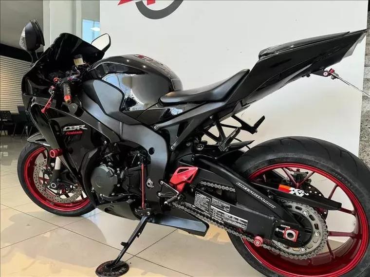 Honda CBR 1000 Preto 6