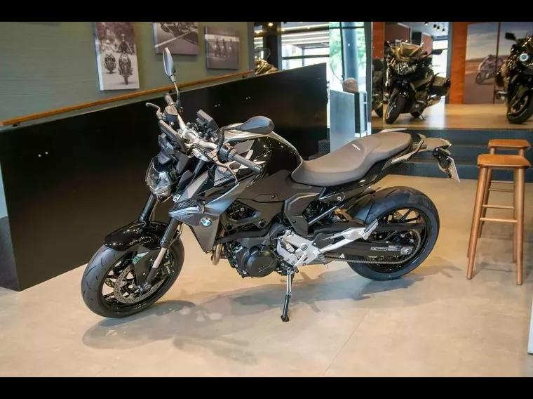 BMW F 900 Preto 1