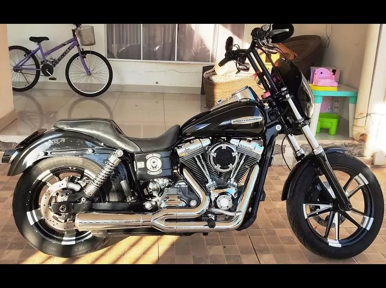 Harley-Davidson Dyna Preto 2