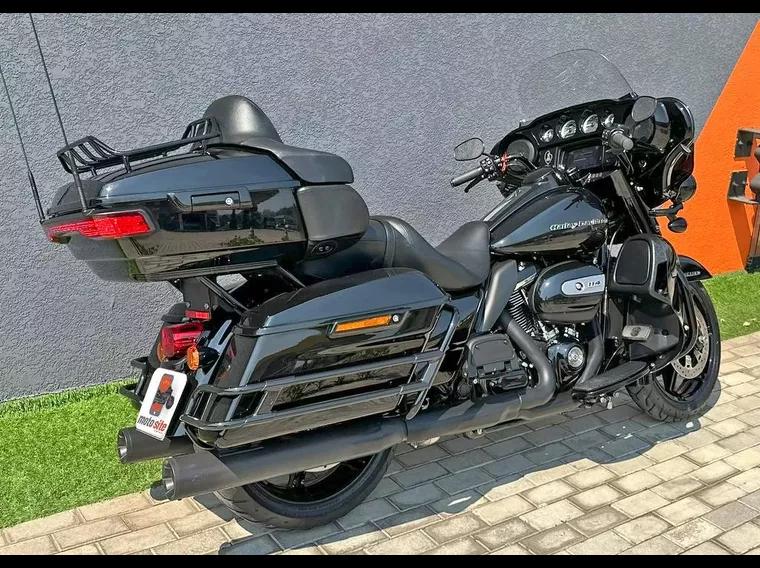 Harley-Davidson Ultra Limited Preto 3