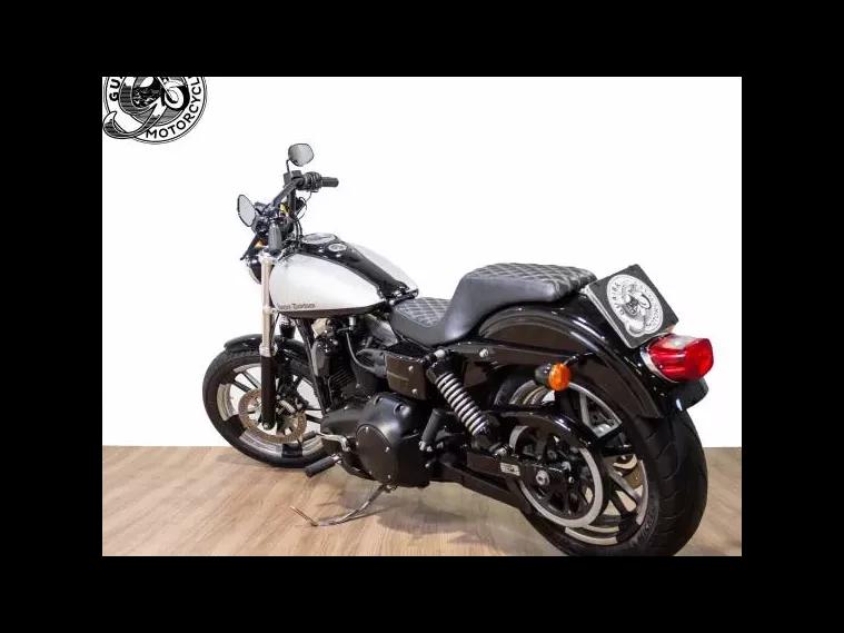 Harley-Davidson Dyna Prata 3