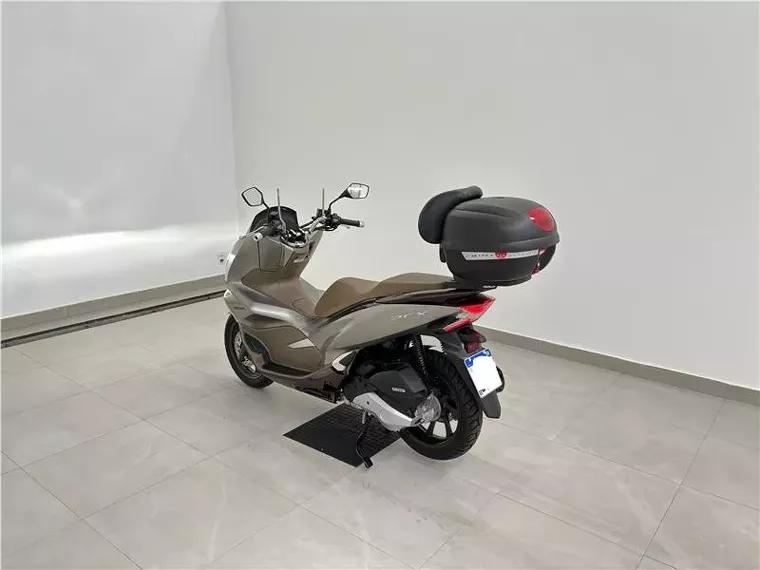 Honda PCX Prata 8