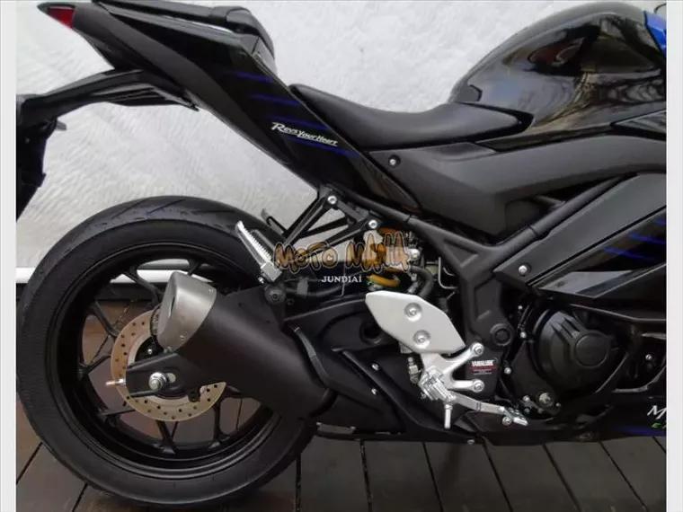 Yamaha YZF R3 Preto 4