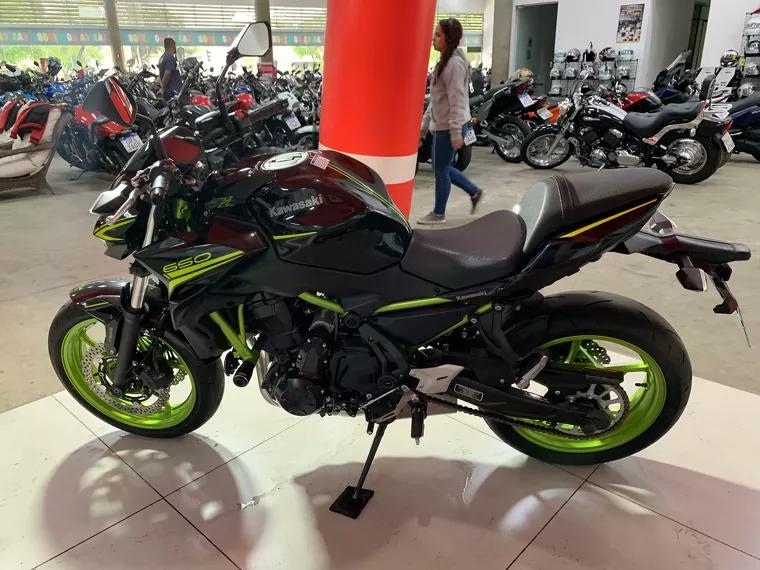 Kawasaki Z 650 Preto 13