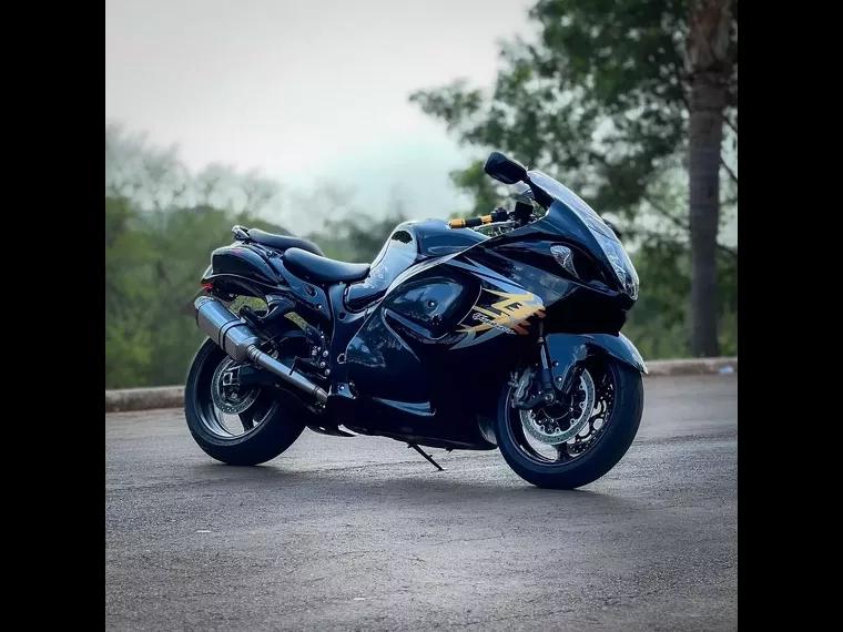 Suzuki GSX-R Preto 1