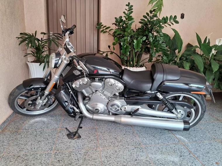 Harley-Davidson V-Rod Preto 1