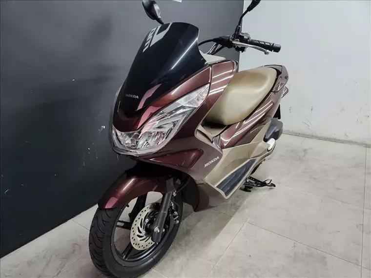 Honda PCX Marrom 14