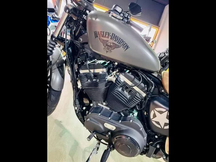 Harley-Davidson Sportster 883 Cinza 16