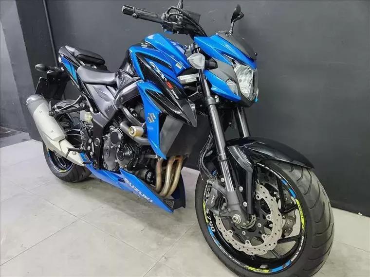 Suzuki GSX-S Preto 4