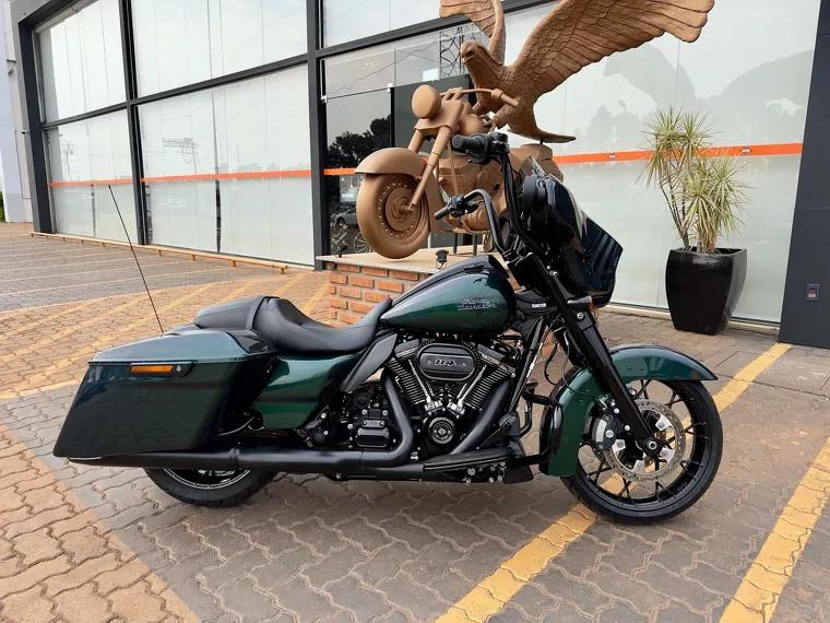 Harley-Davidson Street Glide Verde 6