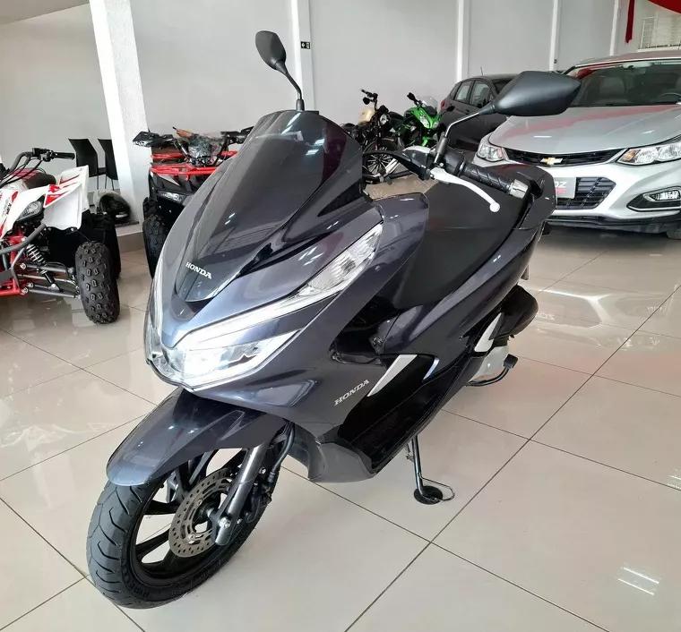 Honda PCX Cinza 3