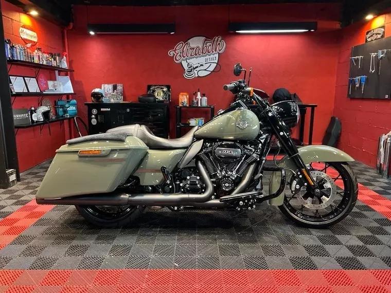 Harley-Davidson Road King Verde 1